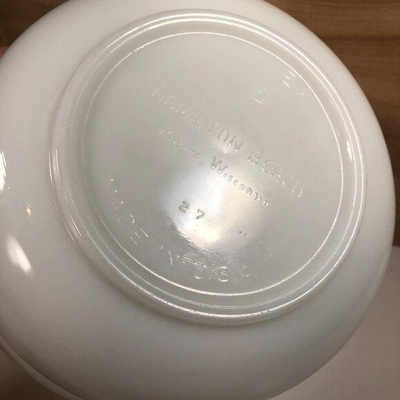 VTG Hamilton Beach Milk Glass Ribbed Large Mixing Bowl #27 Made In USA - Picture 7 of 9